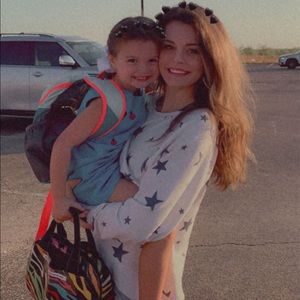 Meet your Posher, Avery claire